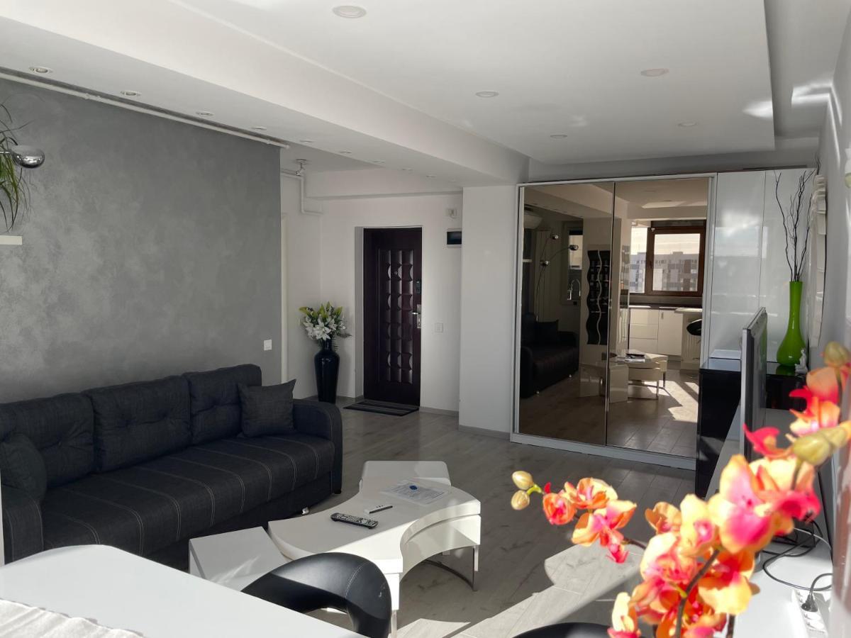 Apartament Luxury Two Militari M3